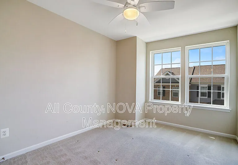 2908 Pinebrook Rd — Photo 43