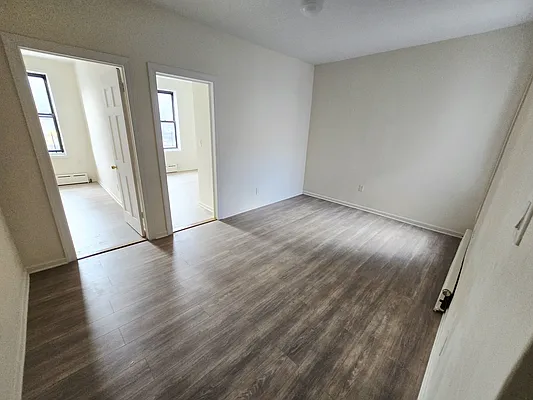 Rented by Voro Purple LLC | media 6