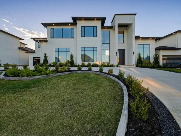 23111 Vista De Tres Lagos Dr, Spring, TX 77389