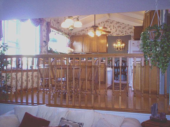 5th image of 14740 Indian Creek Dr