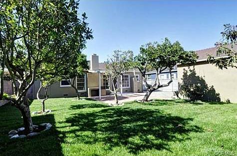 3rd image of 4433 Greenmeadows Ave
