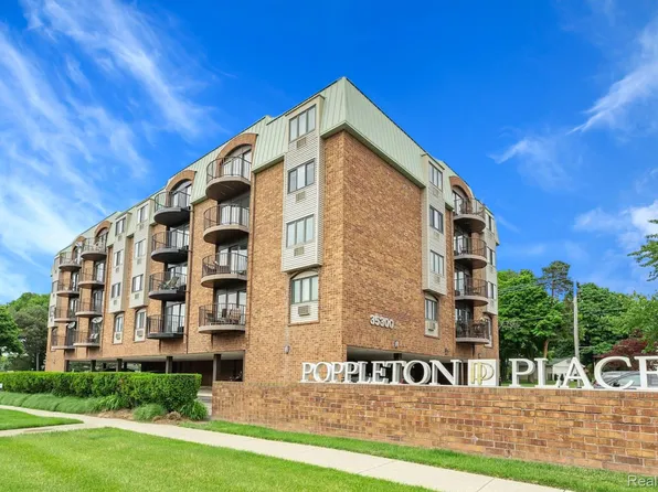 35300 Woodward Ave APT 305, Birmingham, MI 48009