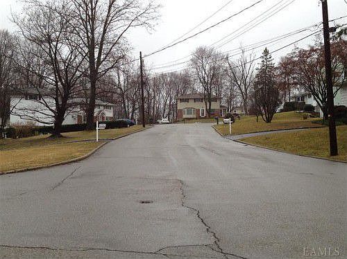 2nd image of 23 Feeney Rd