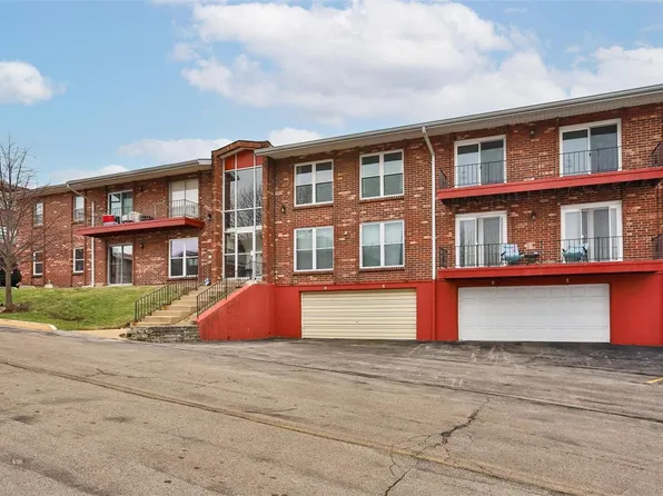 10352 Forest Brook Ln APT B, Saint Louis, MO 63146