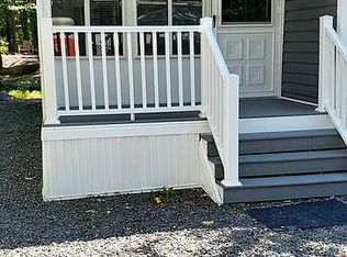 846 Yellow Rd, Casco, ME 04015