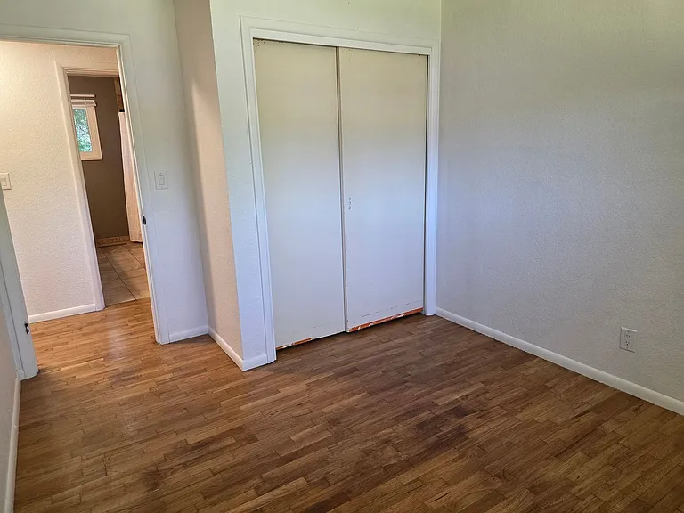 1315 Pacific St — Photo 12