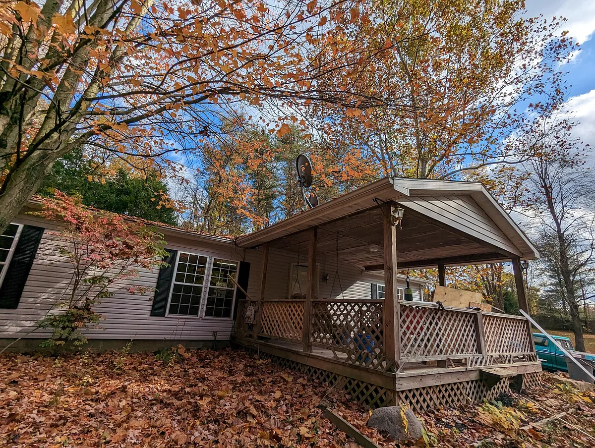 Building Photo - E Fruitridge Cir