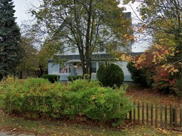 311 Bay Ave, Patchogue, NY