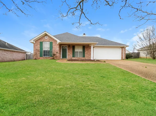 549 Oak Ridge Way, Pearl, MS 39208