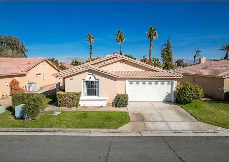 1st image of 82510 Delano Dr