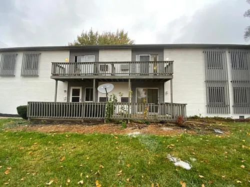 2044 Arlington Ave #1 — Photo 4