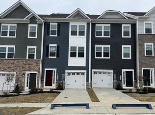 8305 Dieter Dr, Rosedale, MD 21237