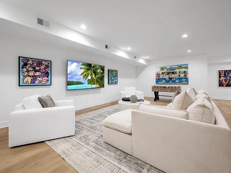 9 Feldman Ct — Photo 35