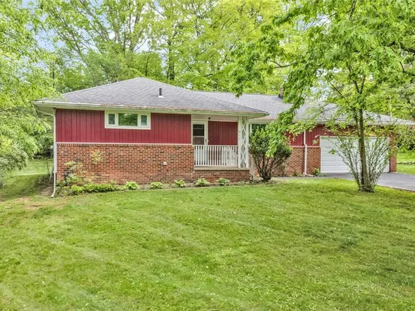 511 Janes Ln, Macedonia, OH 44056
