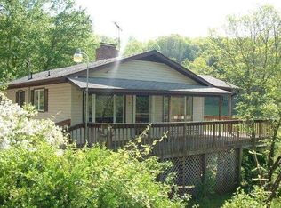 311 Kings Rd, Franklin, NC 28734