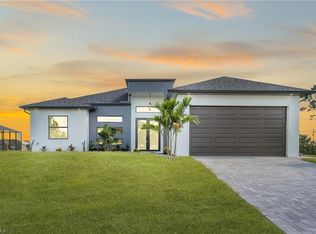 2318 NW 30th Ter, Cape Coral, FL 33993