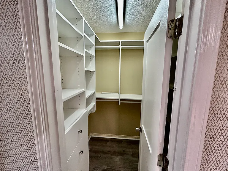 640 Wedgewood Dr — Photo 38