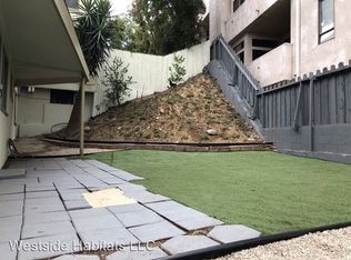 11833 Laurelwood Dr APT 4, Studio City, CA 91604