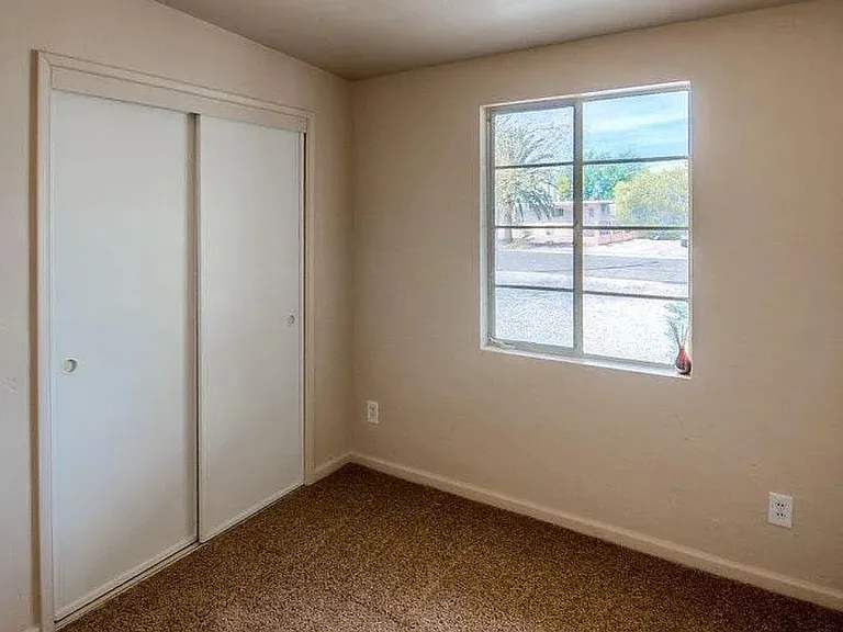 941 S Baylor Dr — Photo 11