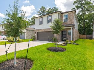 33 Courageous Side Way, Magnolia, TX 77354