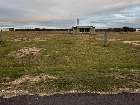 94 Arch Ray Loop, Fredericksburg, TX 78624