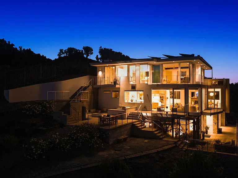 2915 Tuna Canyon Rd — Photo 45