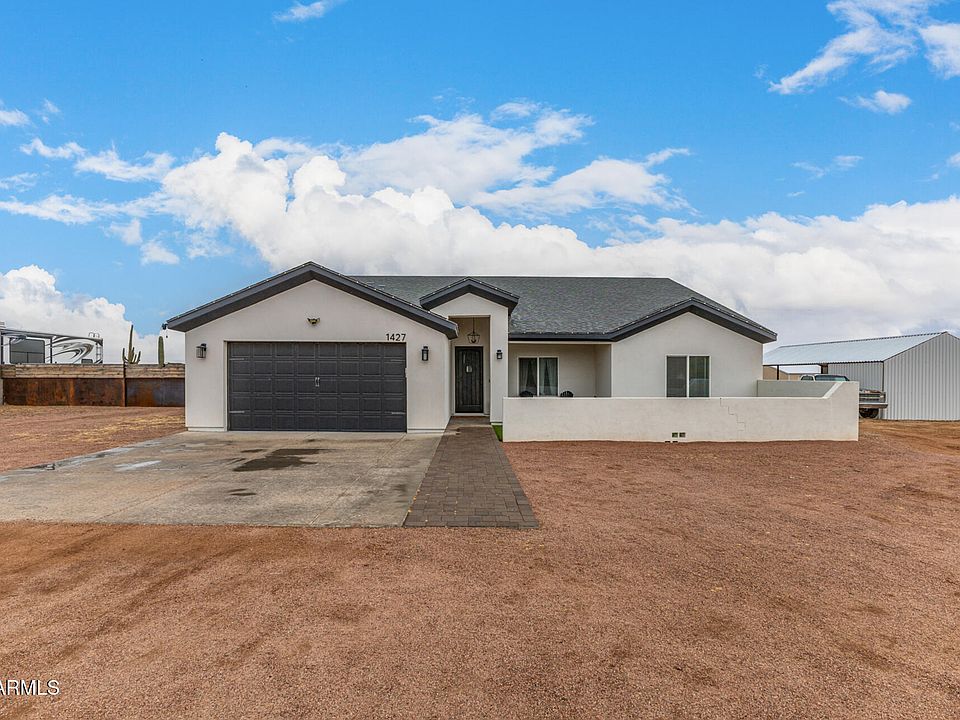 1427 E WHITELEY Street, Apache Junction, AZ 85119 | Zillow