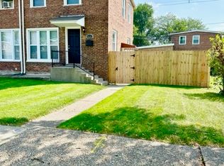 9233 S Prairie Ave, Chicago, IL 60619