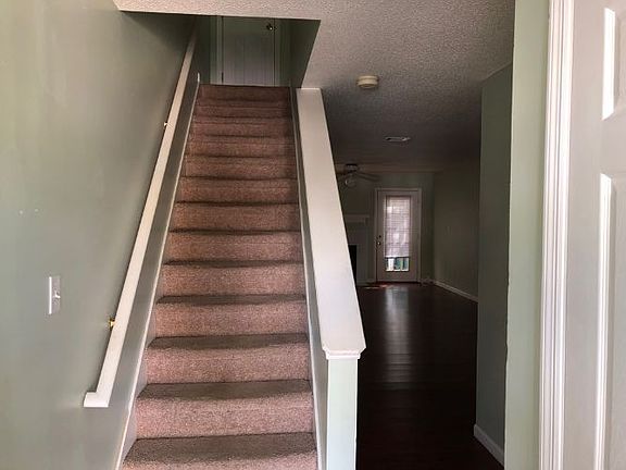 3rd image of 4754 Brookwood Dr