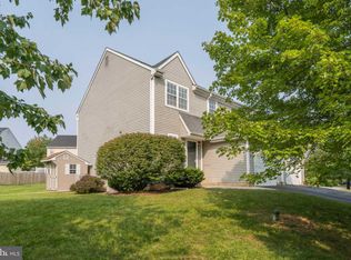 204 Azalea Cir, Royersford, PA 19468