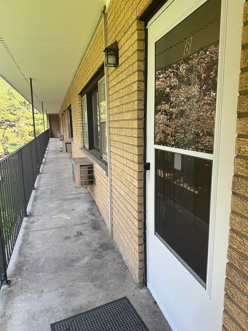 1 bed, 680 sqft, $1,375 — Photo 3