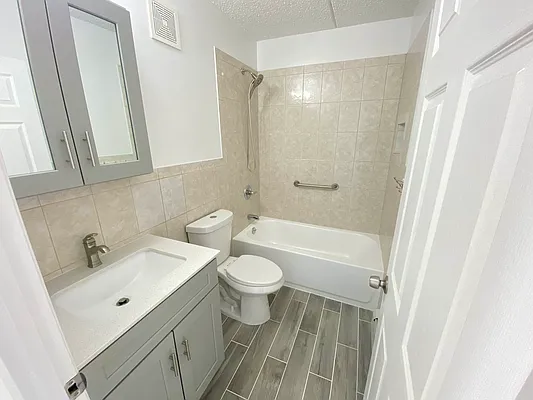 Rented by Tri Boro Terrace Realty | media 8