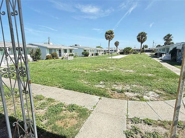 1528 Council Dr — Photo 18