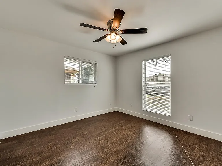 1865 Green Ridge Dr — Photo 14