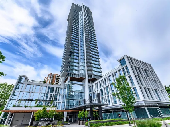 4360 Beresford St #3102, Burnaby, BC V5H 2W2