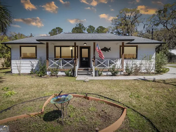 1013 Cedar St NE, Townsend, GA 31331
