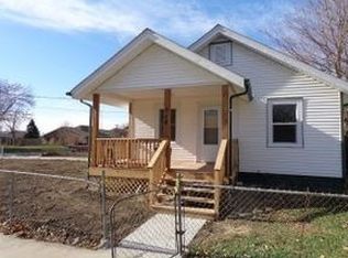 718 S 9th St, Council Bluffs, IA 51501