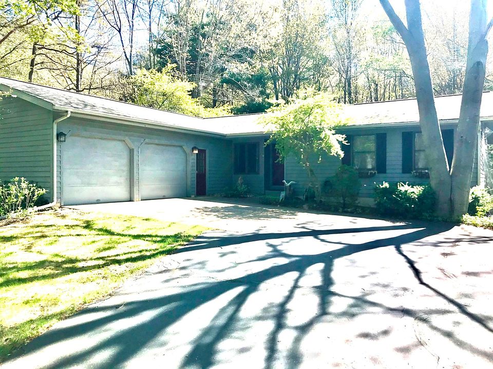 1st image of 16915 77th St
