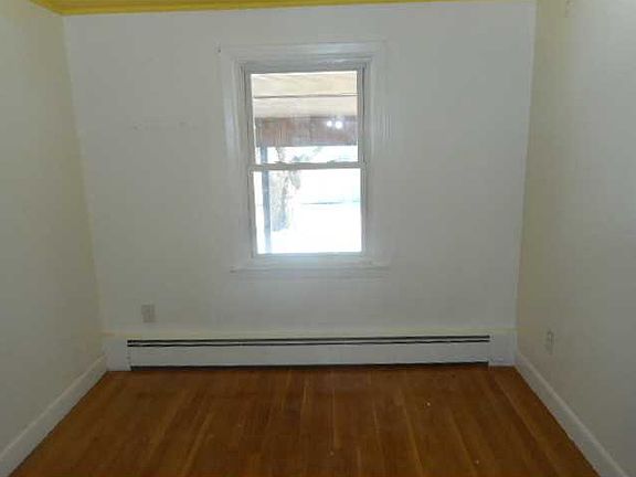 4th image of 83 Merida Ave