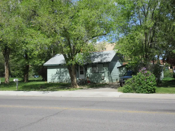 901 S 5th St, Montrose, CO 81401