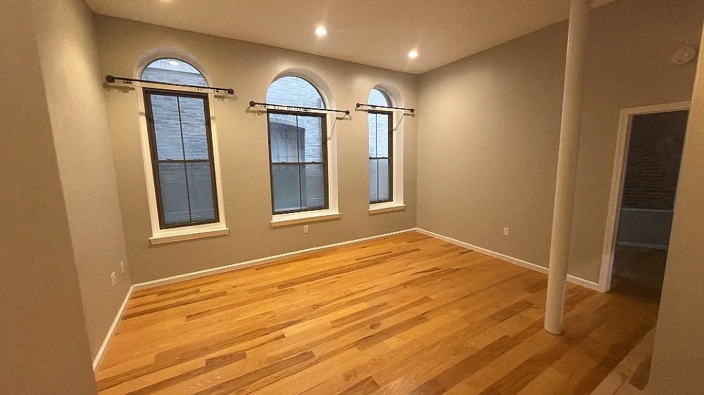 2 bed, 999 sqft, $3,800 — Photo 1