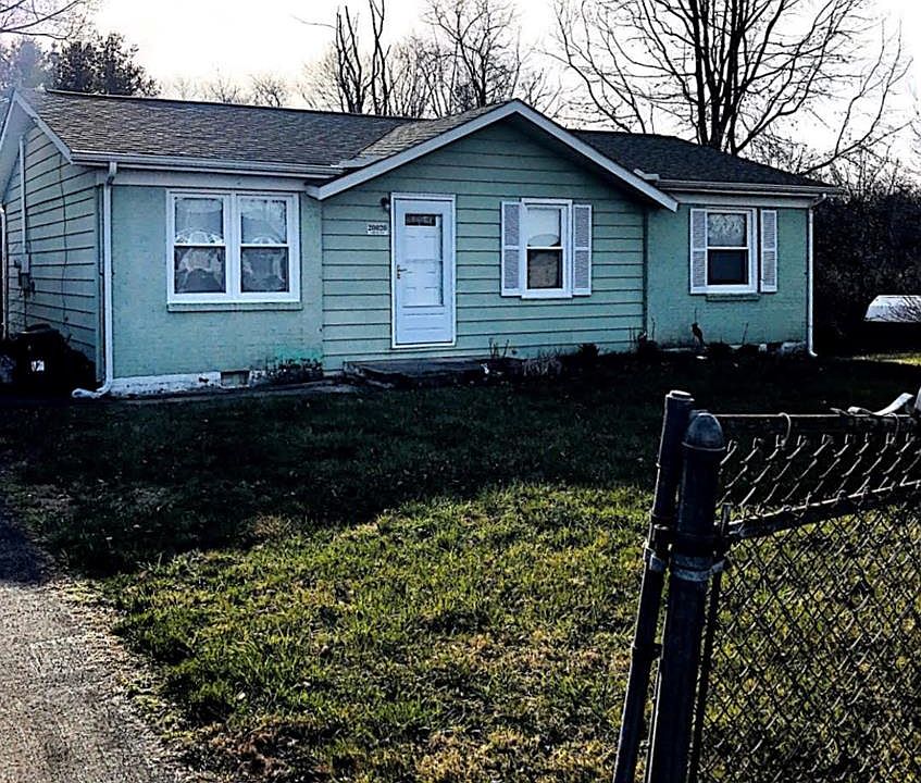 1st image of 20020 Orion Ave