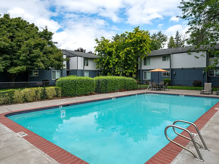 Battlecreek South | Swimming Pool