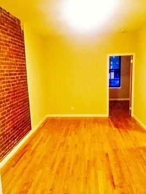 Rented by null | media 1