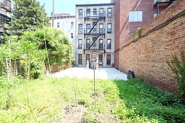 Rented by SBJ Brokerage, LLC