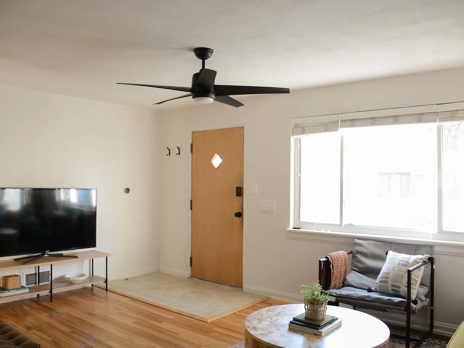 2 bed, 1000 sqft, $2,500 — Photo 4