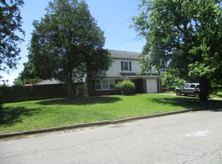 4601 Crown Point Ln, Virginia Beach, VA 23462