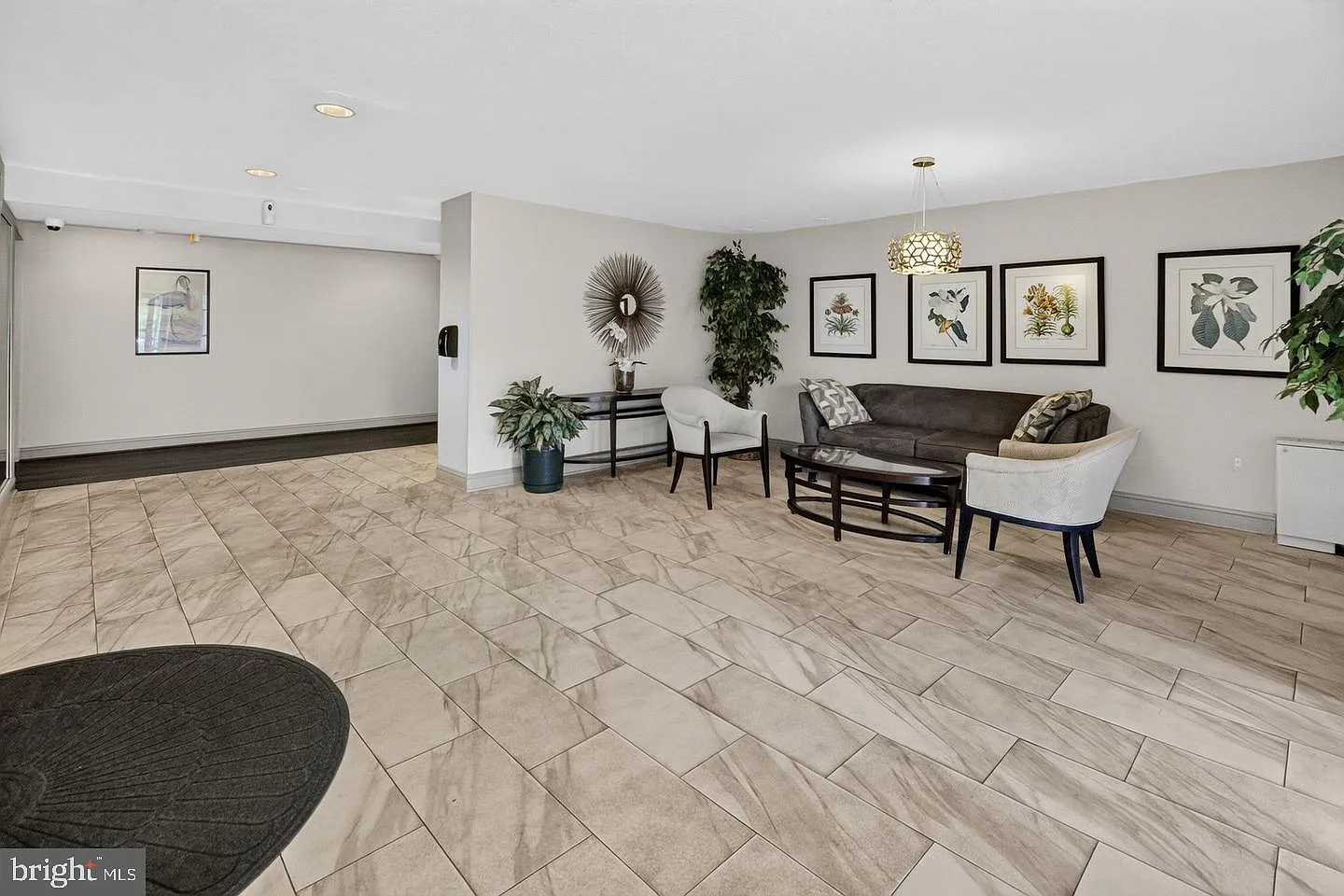 West Spring Condominiums — Photo 4