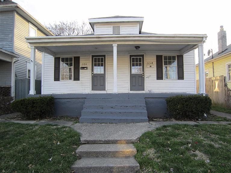 1st image of 804 Malvern St