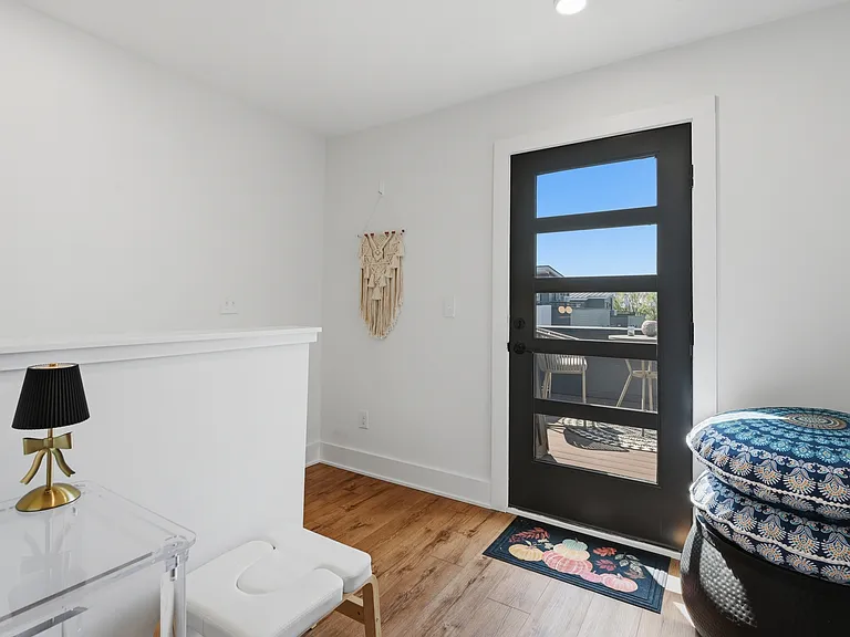 512 Gordon St — Photo 15